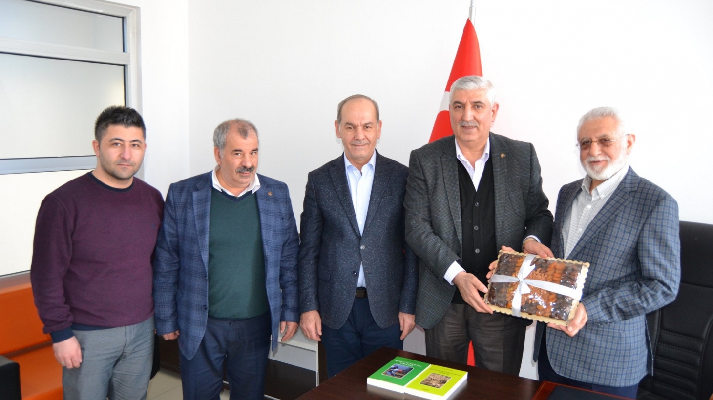 Mardin Artuklu Üniversitesi Rektörü Vakfımızı Ziyaret Etti.